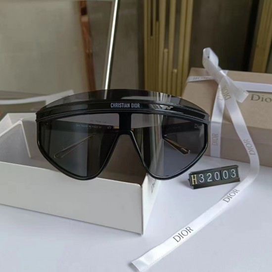 Dior Glasses: High Quality
