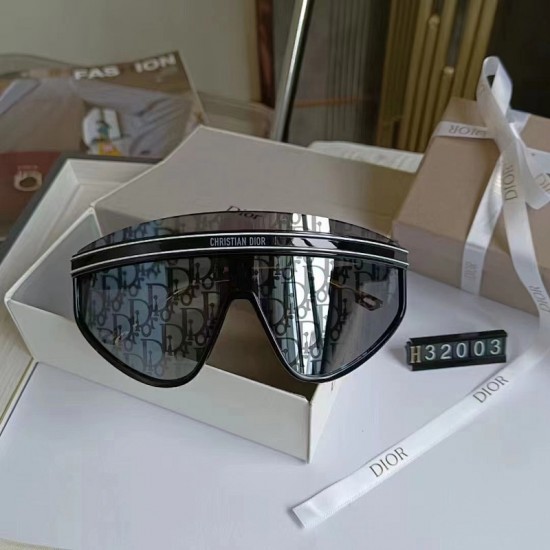 Dior Glasses: High Quality