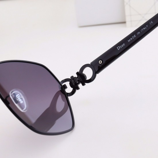 Dior Glasses: High Quality