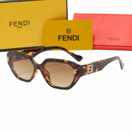 Fendi Glasses: High Quality