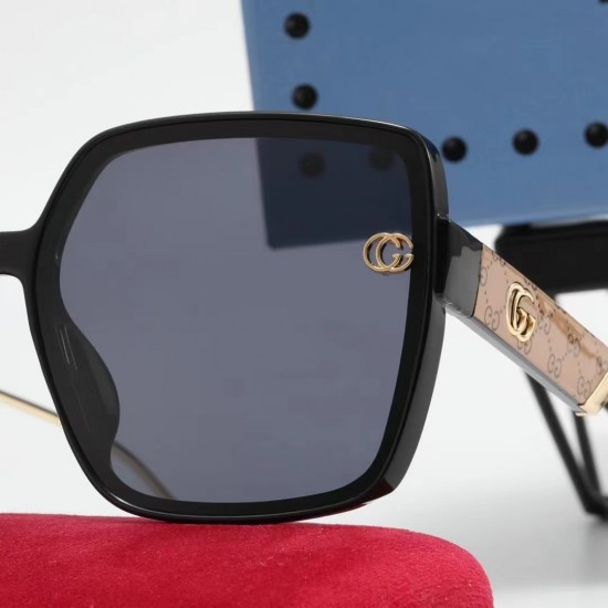 Gucci Glasses: High Quality