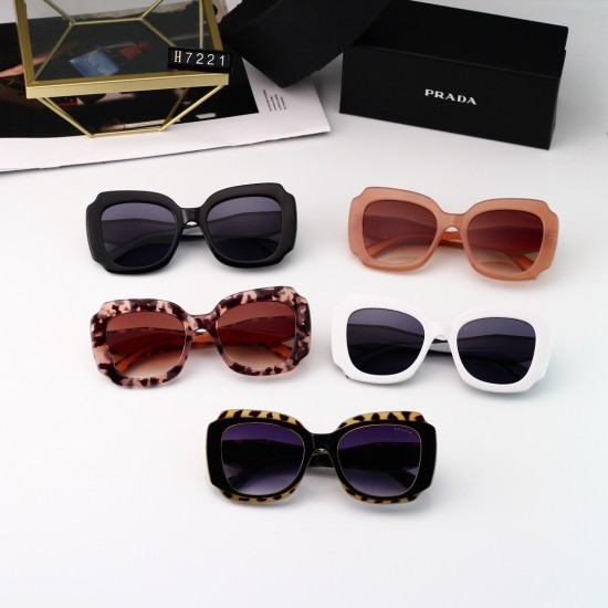 Prada Glasses: High Quality