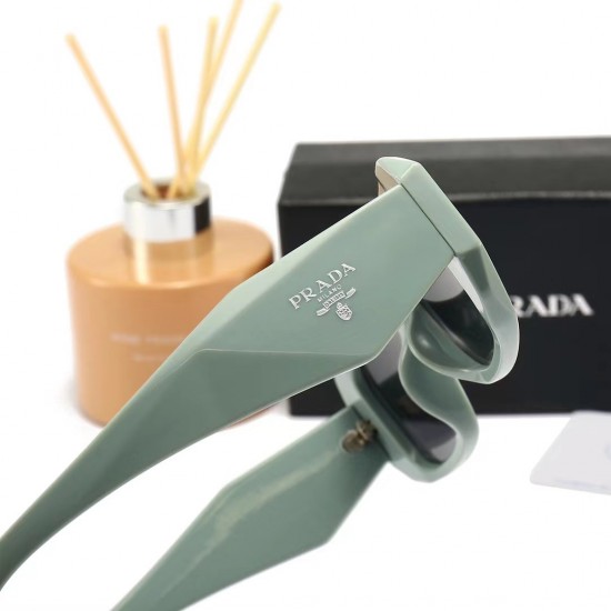 Prada Glasses: Good Quality
