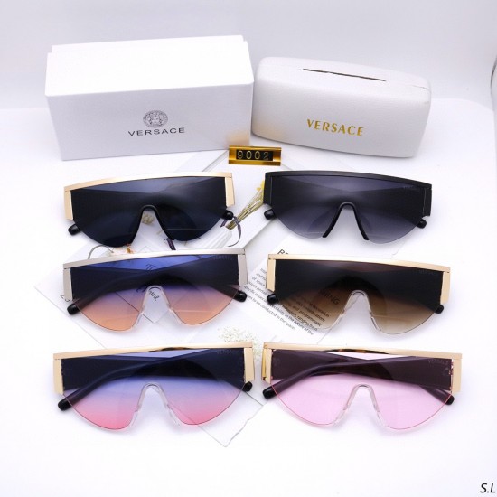 Versace Glasses: High Quality