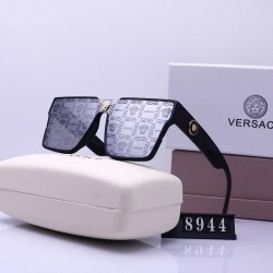 Versace Glasses: High Quality