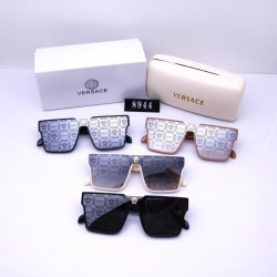 Versace Glasses: High Quality