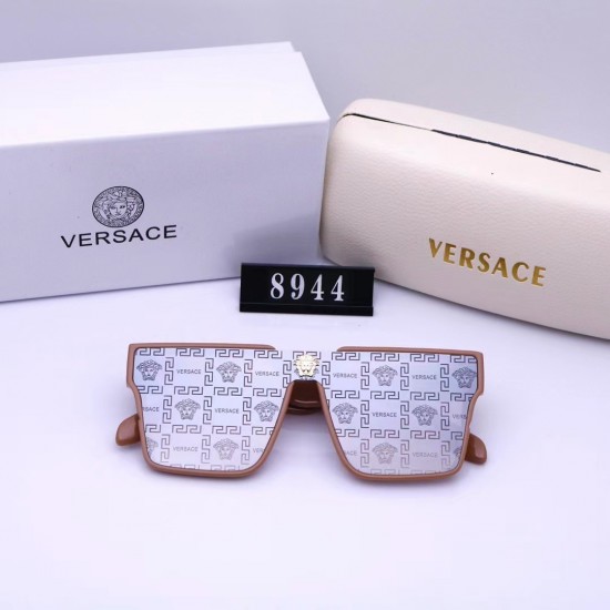 Versace Glasses: High Quality