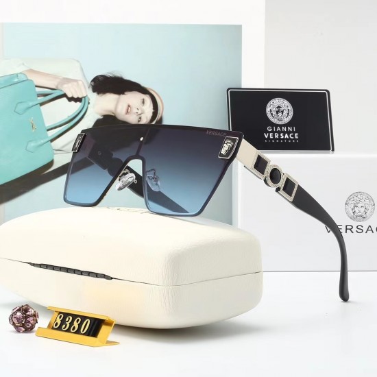 Versace Glasses: High Quality