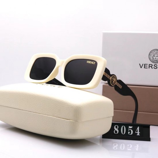 Versace Glasses: High Quality