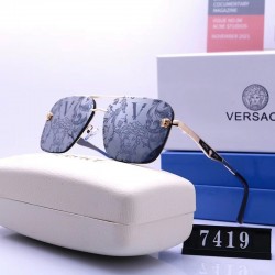 Versace Glasses: High Quality