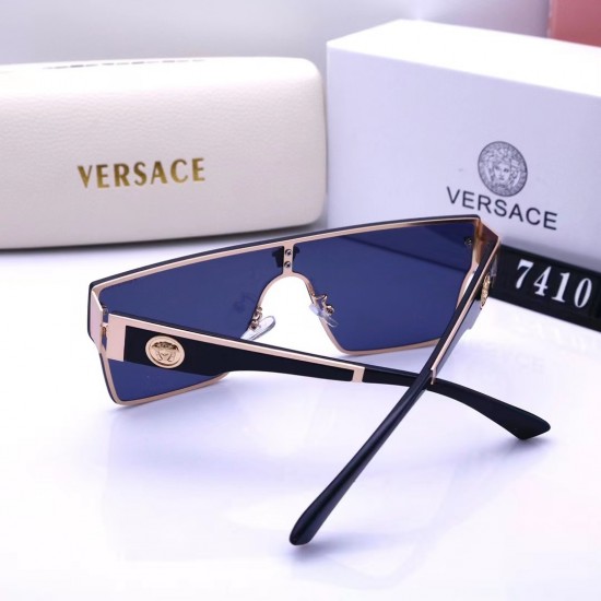Versace Glasses: High Quality