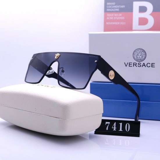 Versace Glasses: High Quality