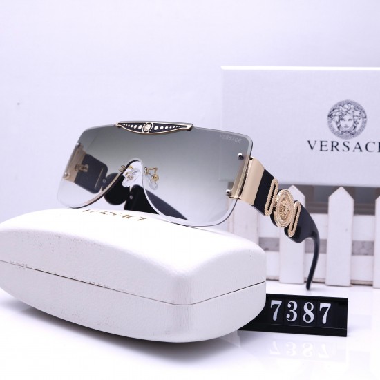 Versace Glasses: High Quality
