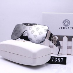 Versace Glasses: High Quality