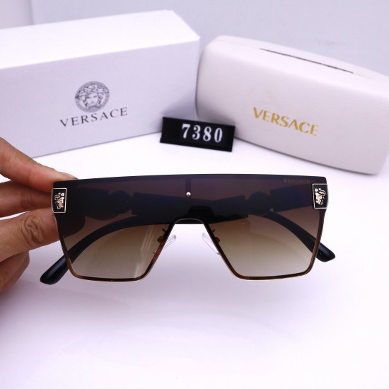 Versace Glasses: High Quality