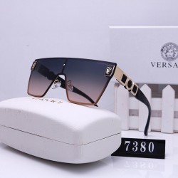 Versace Glasses: High Quality