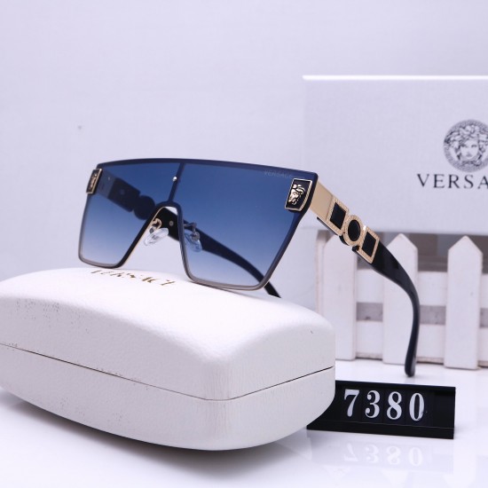 Versace Glasses: High Quality