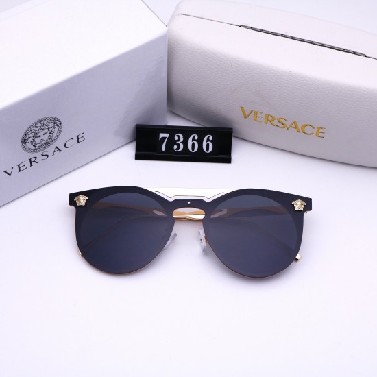 Versace Glasses: High Quality