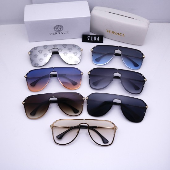 Versace Glasses: High Quality