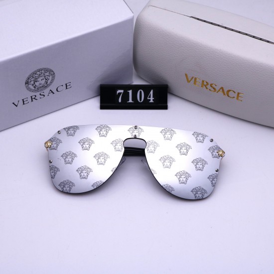 Versace Glasses: High Quality