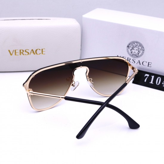 Versace Glasses: High Quality