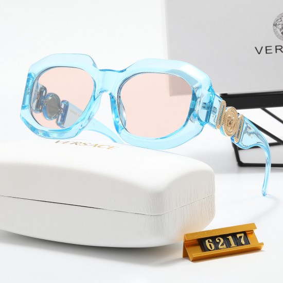 Versace Glasses: High Quality