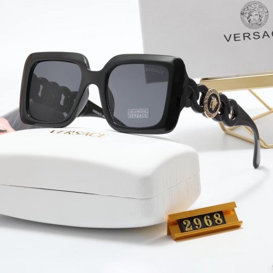 Versace Glasses: High Quality