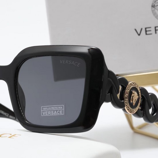 Versace Glasses: High Quality