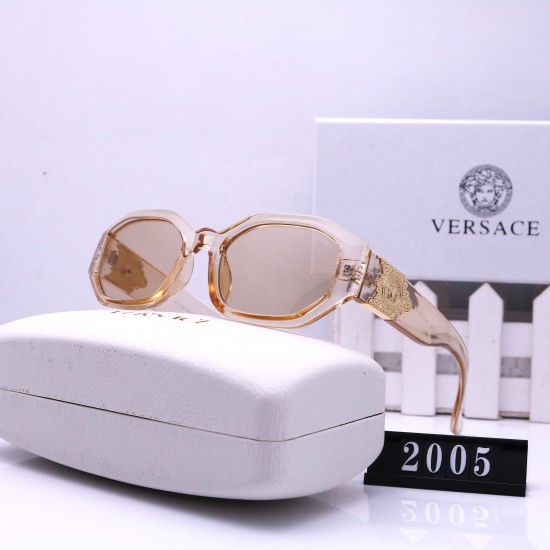 Versace Glasses: High Quality