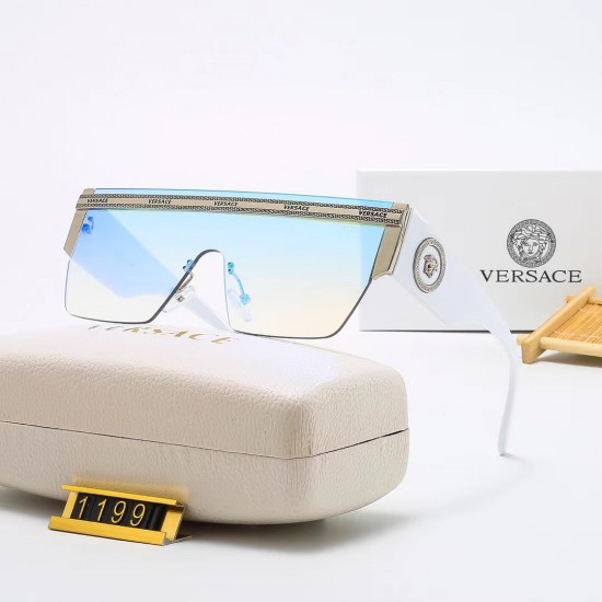 Versace Glasses: High Quality