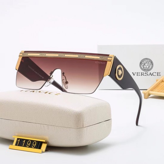 Versace Glasses: High Quality