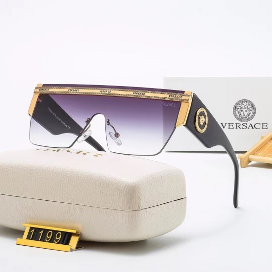 Versace Glasses: High Quality