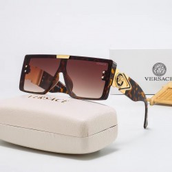 Versace Glasses: High Quality