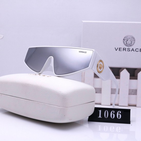 Versace Glasses: Good Quality