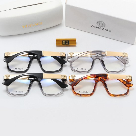 Versace Glasses: High Quality