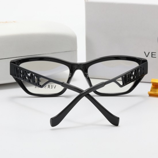 Versace Glasses: High Quality