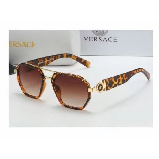 Versace Glasses: High Quality