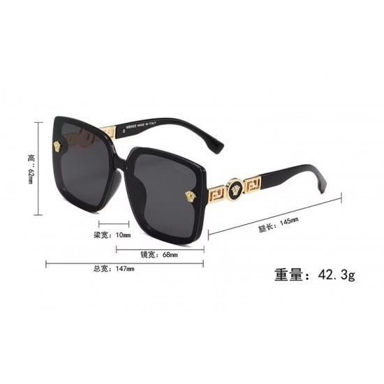Versace Glasses: High Quality