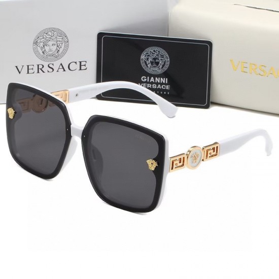 Versace Glasses: High Quality