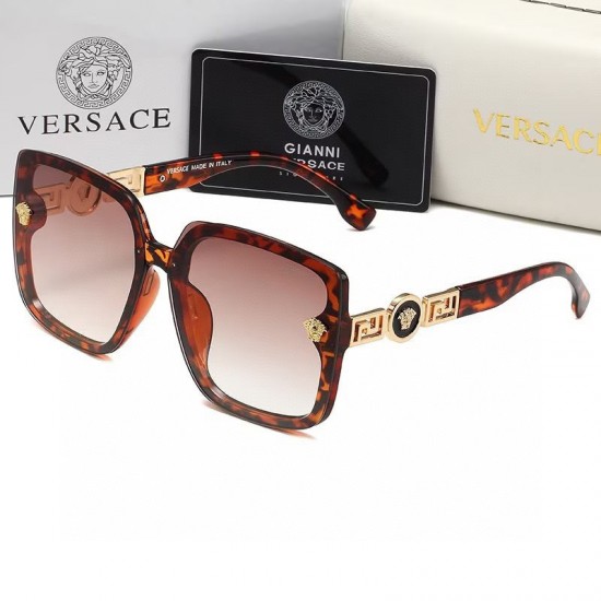 Versace Glasses: High Quality
