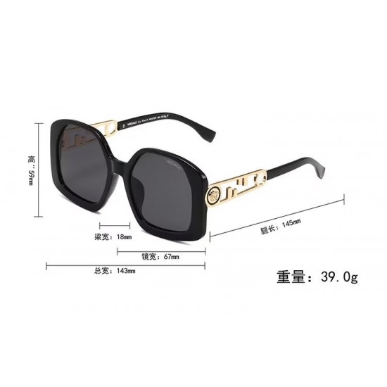 Versace Glasses: High Quality