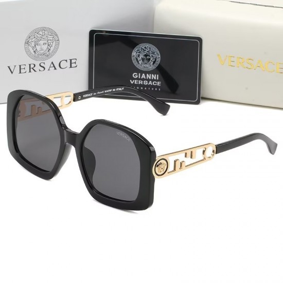 Versace Glasses: High Quality