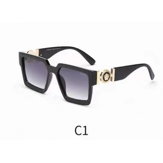 Versace Glasses: High Quality