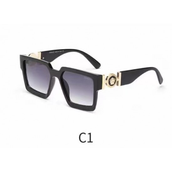 Versace Glasses: High Quality