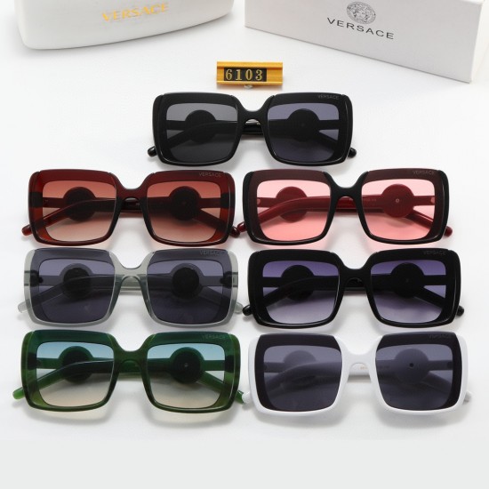 Versace Glasses: High Quality