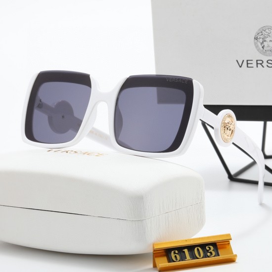 Versace Glasses: High Quality