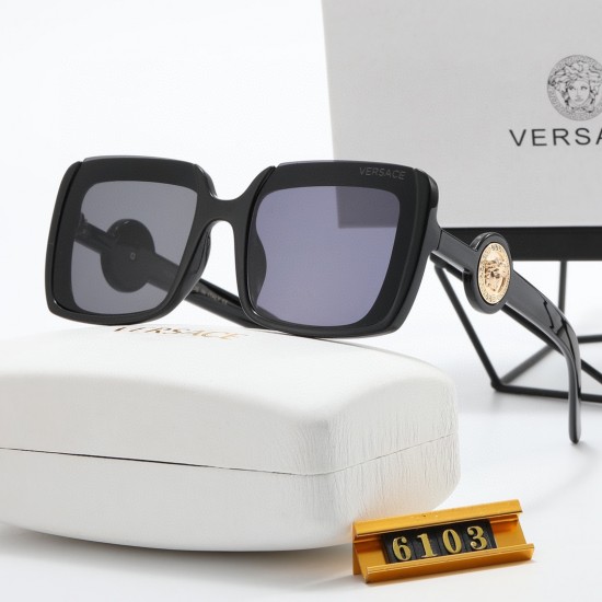 Versace Glasses: High Quality