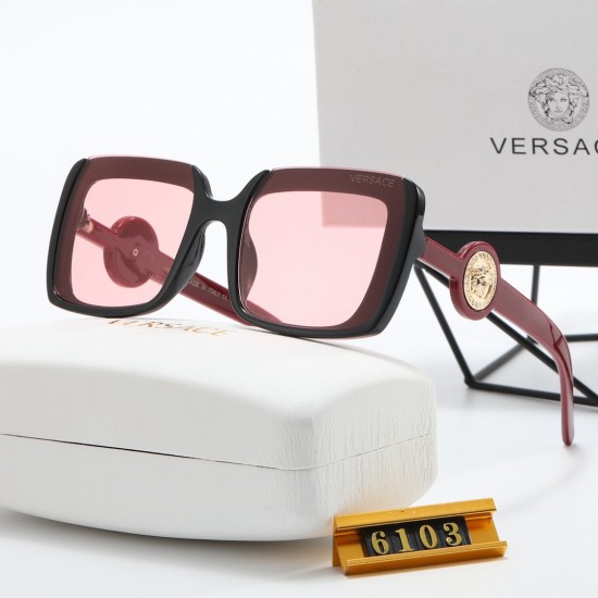 Versace Glasses: High Quality
