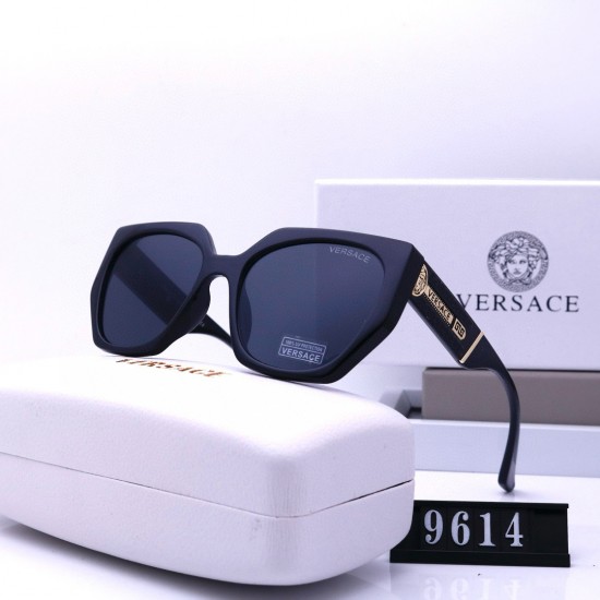 Versace Glasses: High Quality