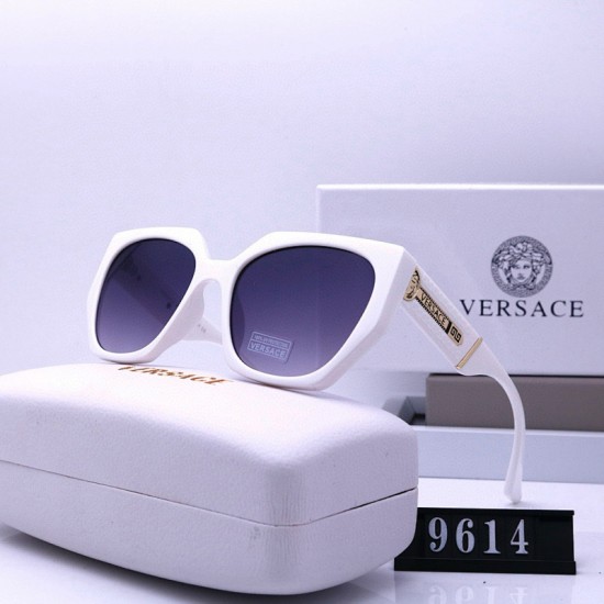 Versace Glasses: High Quality